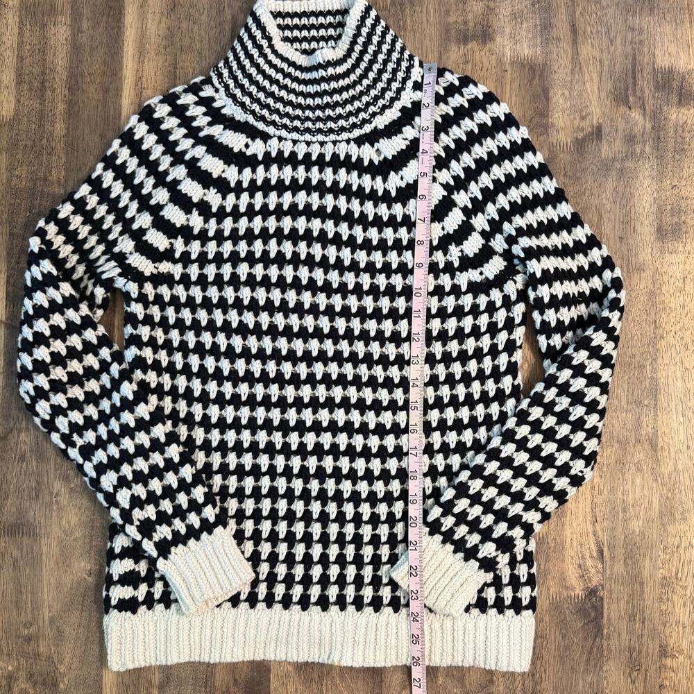 Chunky Knit Wool Blend Sweater Pullover Holiday Black White LOFT Women's Small - Picture 5 of 10